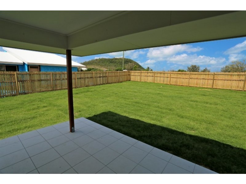 16 Waterpark Drive, Mulambin QLD 4703