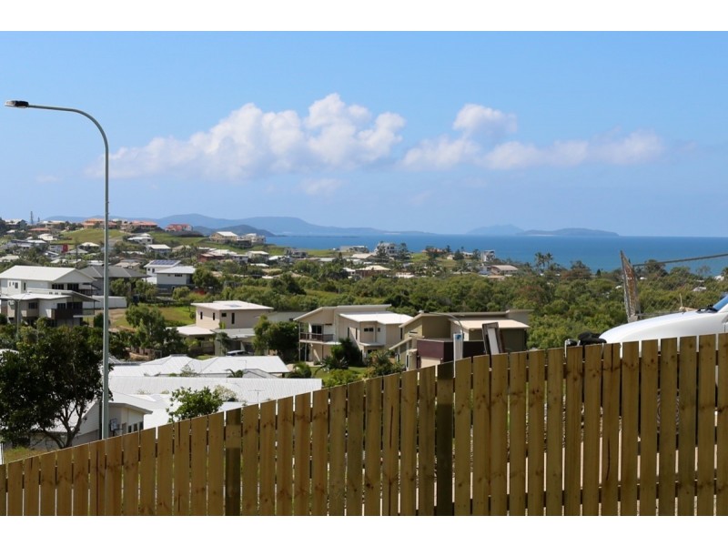 1 Barclay Avenue, Zilzie QLD 4710