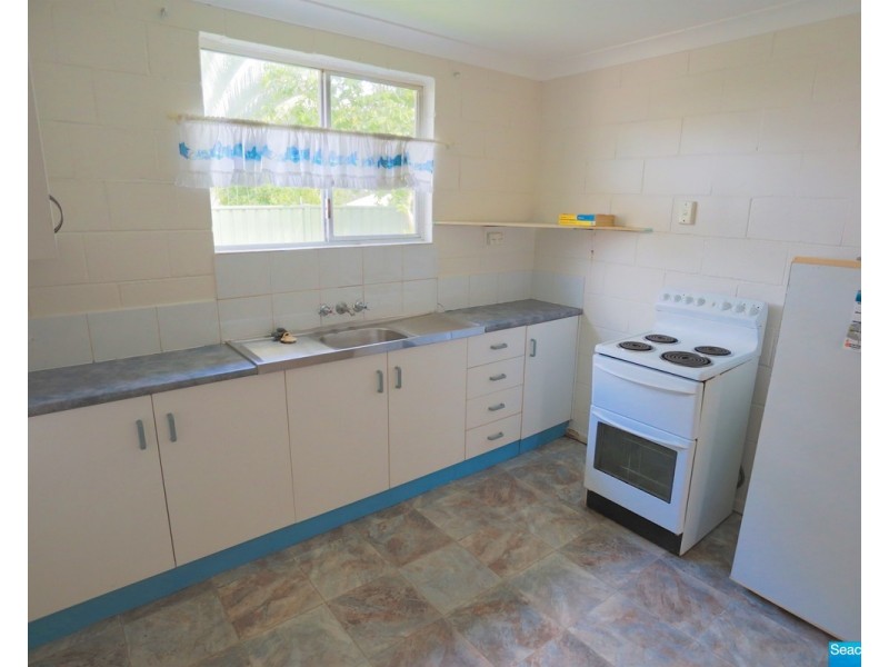 32 Rockhampton Road, Yeppoon QLD 4703