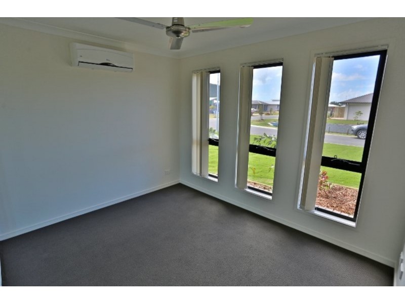 30 Beachside Circuit, Mulambin QLD 4703