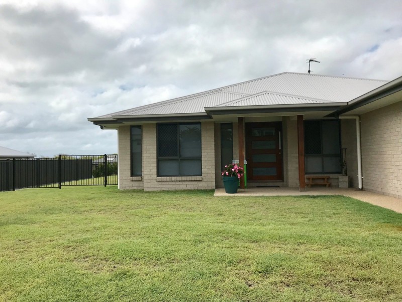 20 Albemarle Street, Emu Park QLD 4710