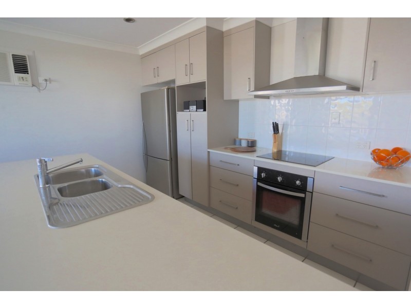 65 Valley Park Road, Zilzie QLD 4710