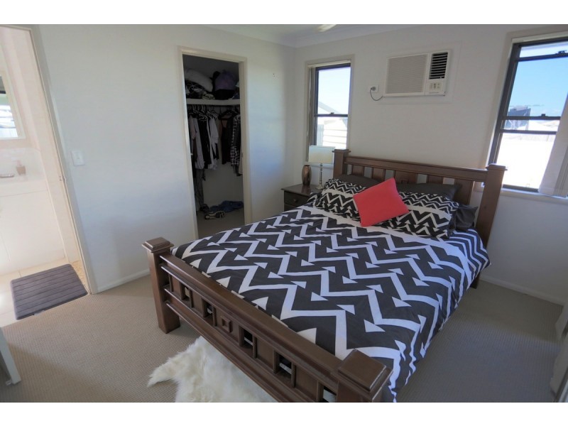 65 Valley Park Road, Zilzie QLD 4710