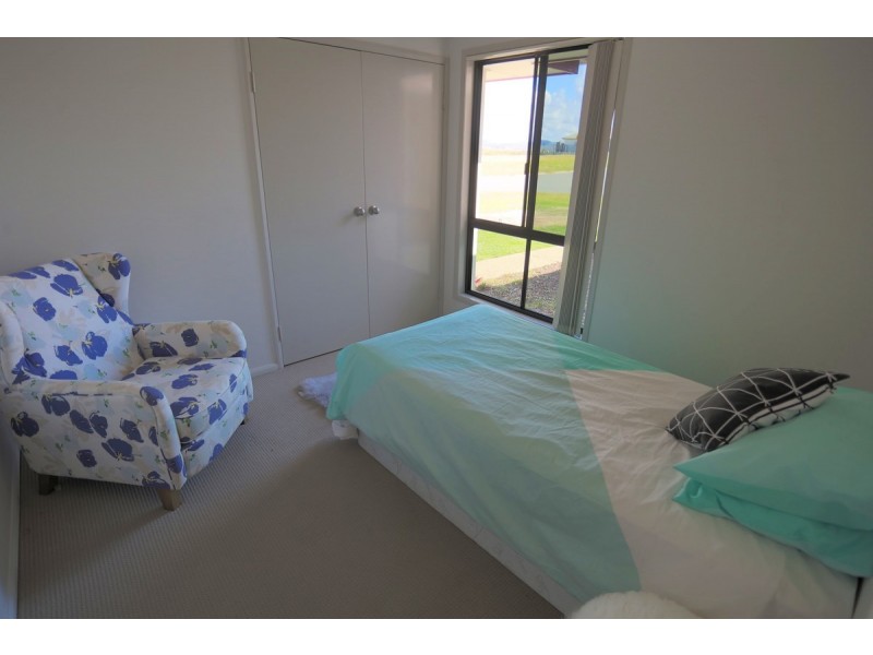 65 Valley Park Road, Zilzie QLD 4710