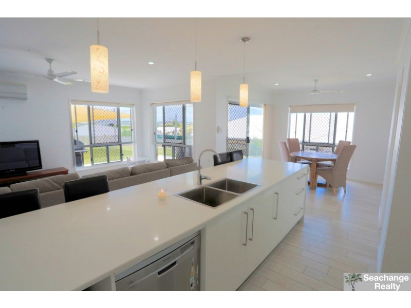 48 Cocoanut Point Drive, Zilzie QLD 4710