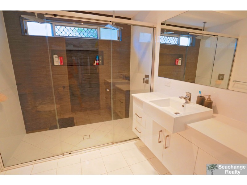 48 Cocoanut Point Drive, Zilzie QLD 4710