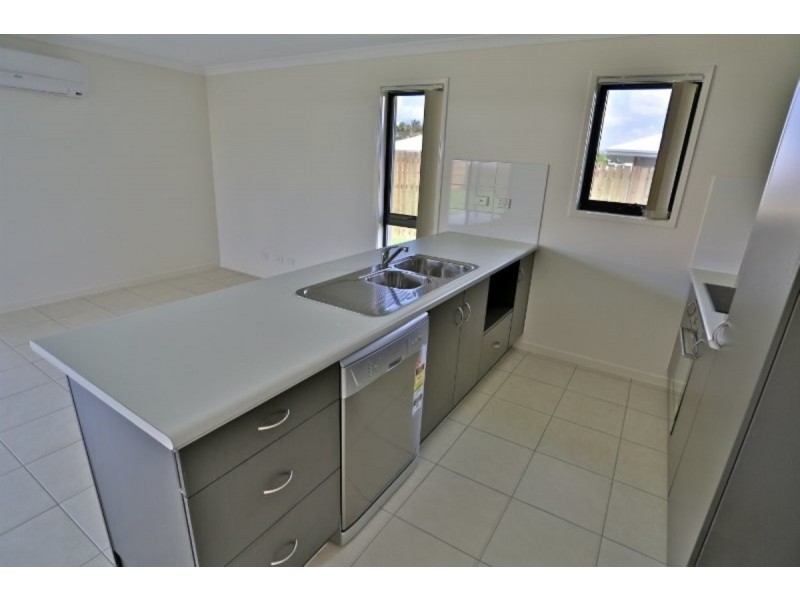 32 Outrigger Drive, Mulambin QLD 4703