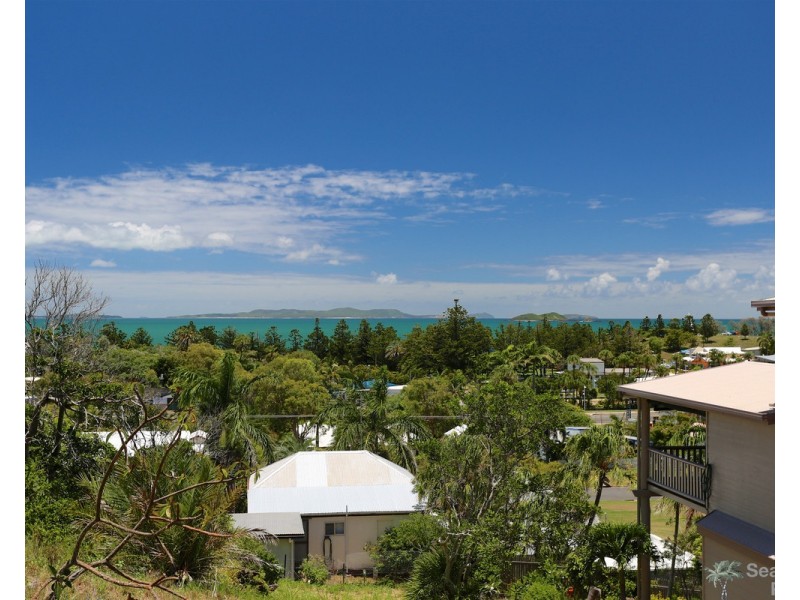 53 Bright Street, Emu Park QLD 4710