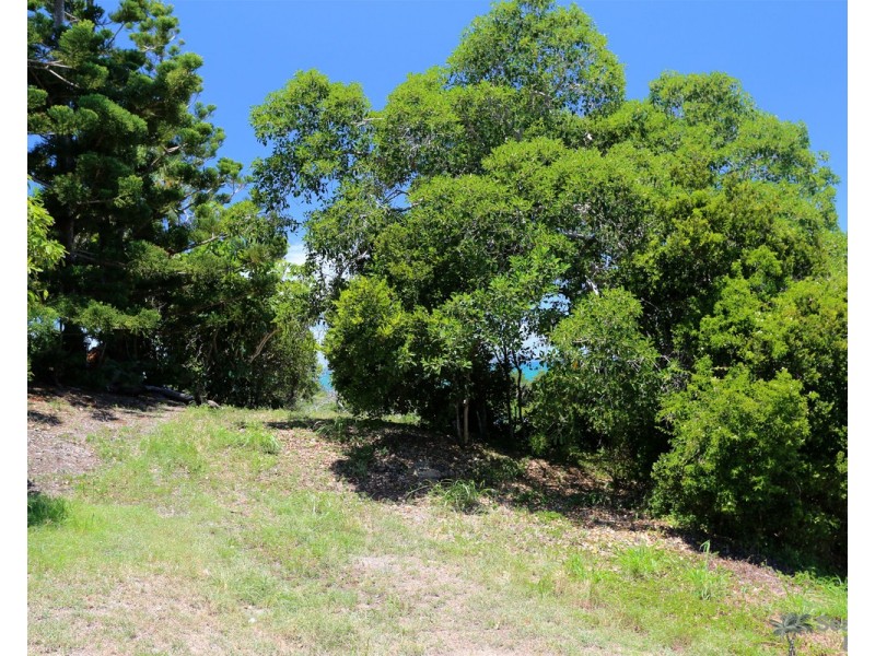 53 Bright Street, Emu Park QLD 4710