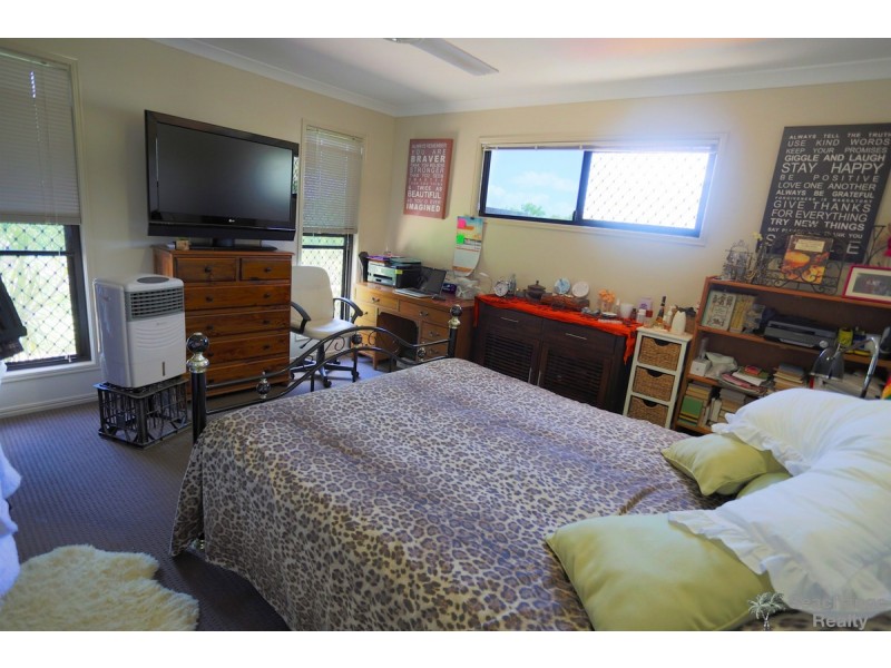 21 Cocoanut Point Drive, Zilzie QLD 4710