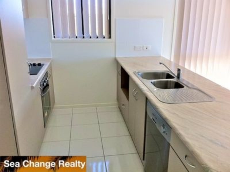 7 Eagle Heights, Emu Park QLD 4710