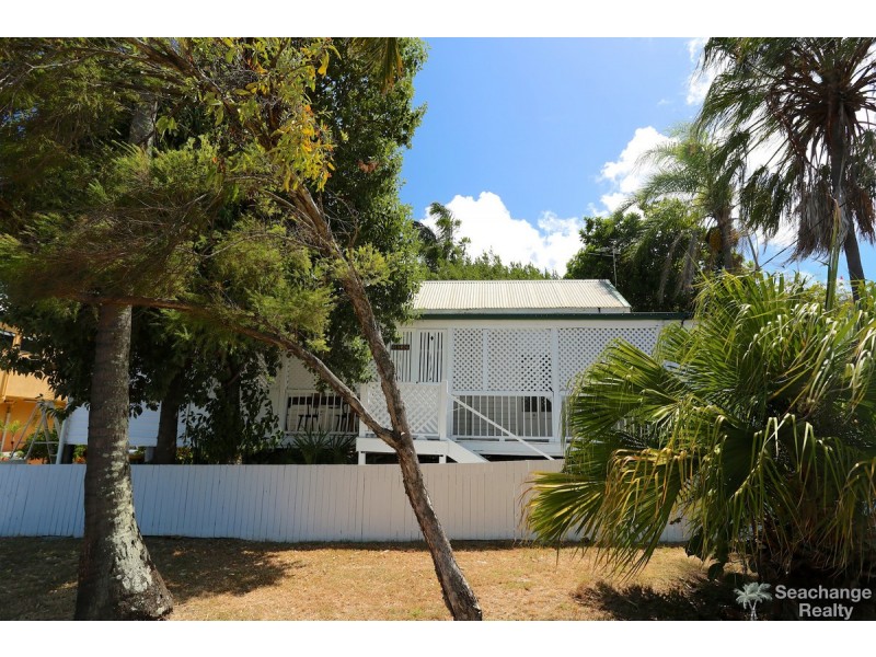17 Emu Street, Emu Park QLD 4710