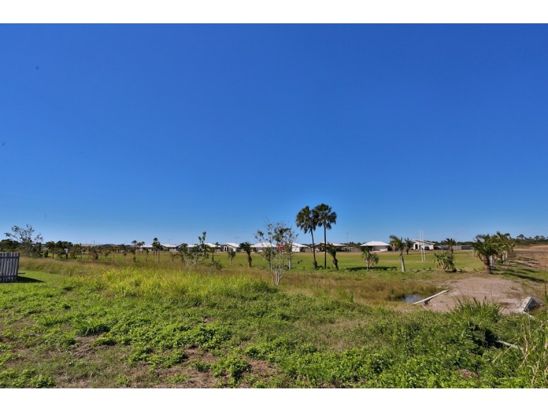 17 Timbers Beach Road, Zilzie QLD 4710