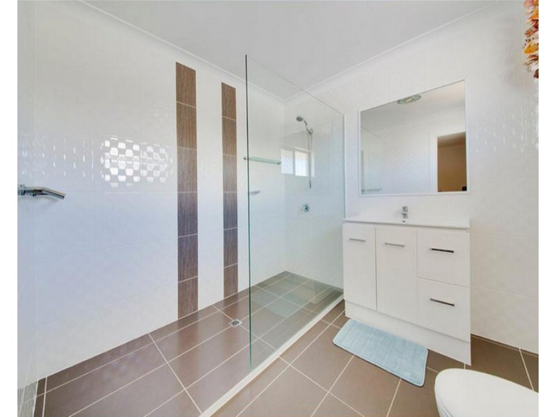 59 Amalfi Drive, Zilzie QLD 4710