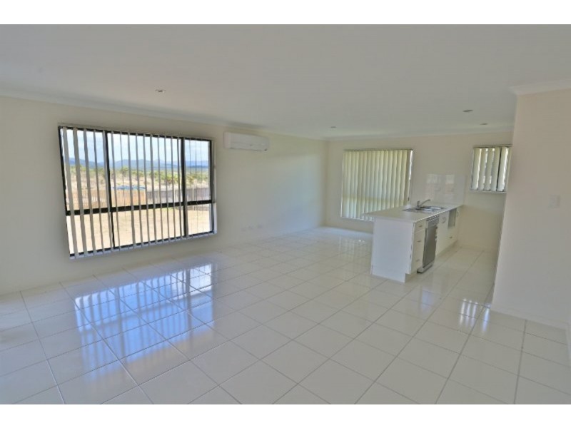 66 Falcon Crest, Emu Park QLD 4710