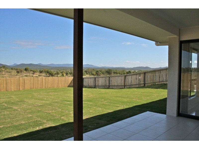 66 Falcon Crest, Emu Park QLD 4710