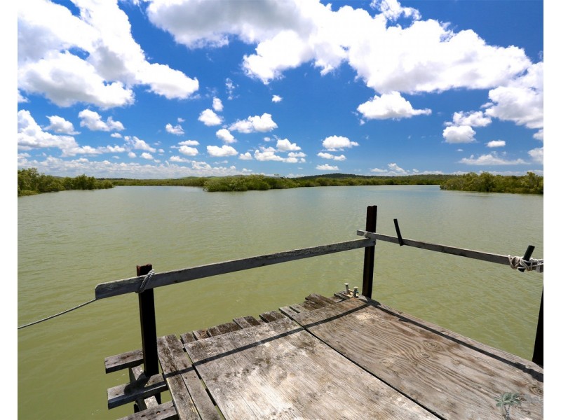 90 Hoys Road, Coowonga QLD 4702