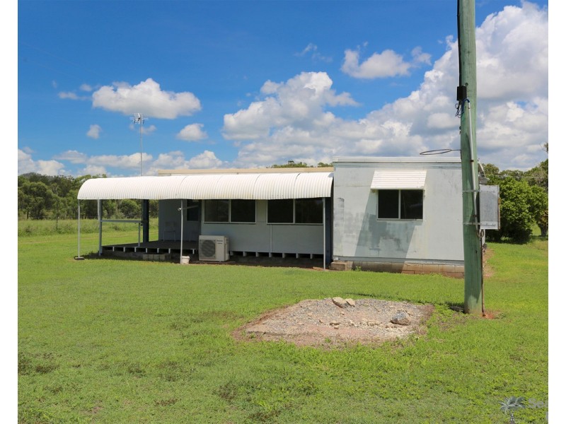 90 Hoys Road, Coowonga QLD 4702