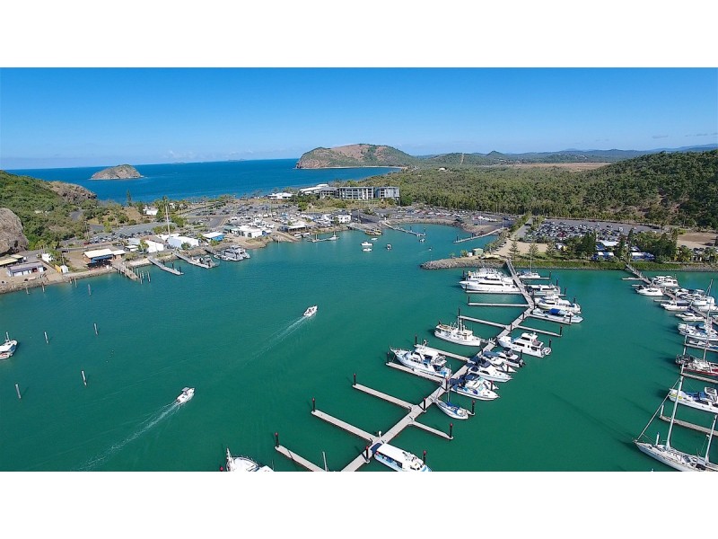 412 Scenic Highway, Rosslyn QLD 4703