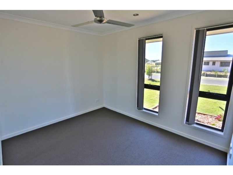 22 Beachside Circuit, Mulambin QLD 4703