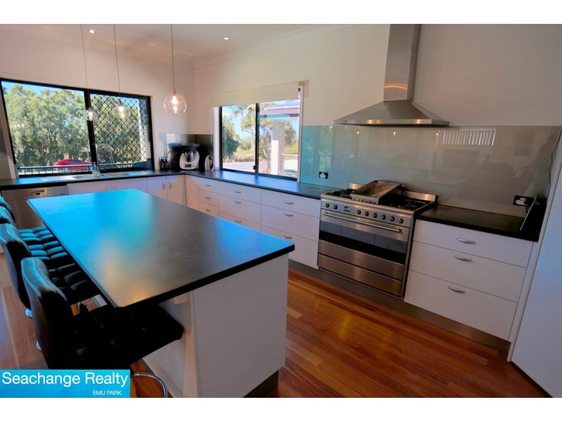 818 Scenic Highway, Kinka Beach QLD 4703