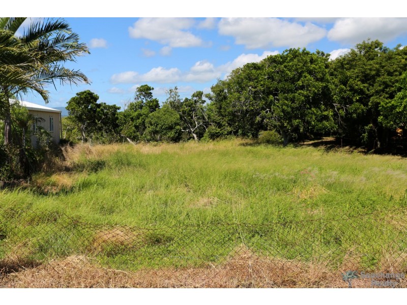 6 Carlo Corner, Keppel Sands QLD 4702