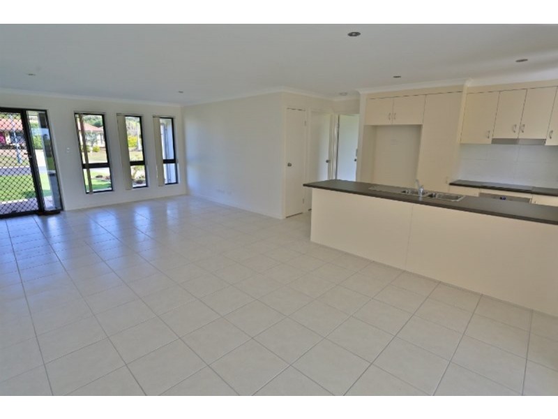 17 Monaco Drive, Zilzie QLD 4710