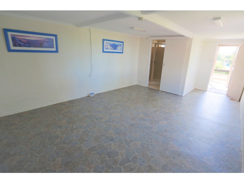 52 Archer Street, Emu Park QLD 4710