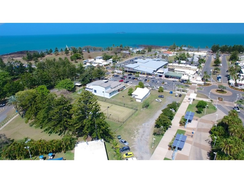 52 Archer Street, Emu Park QLD 4710