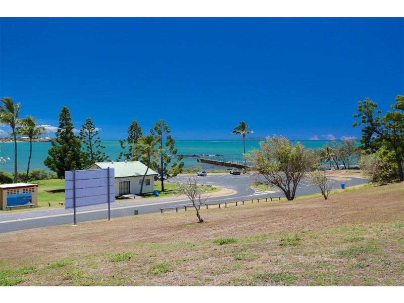 52 Archer Street, Emu Park QLD 4710