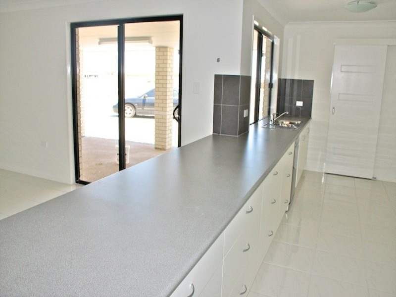 51 Amalfi Drive, Zilzie QLD 4710