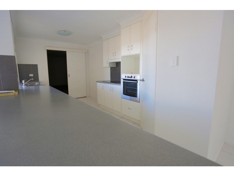 51 Amalfi Drive, Zilzie QLD 4710