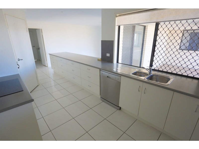 51 Amalfi Drive, Zilzie QLD 4710