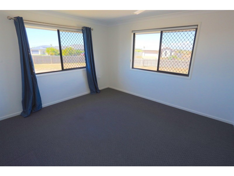51 Amalfi Drive, Zilzie QLD 4710