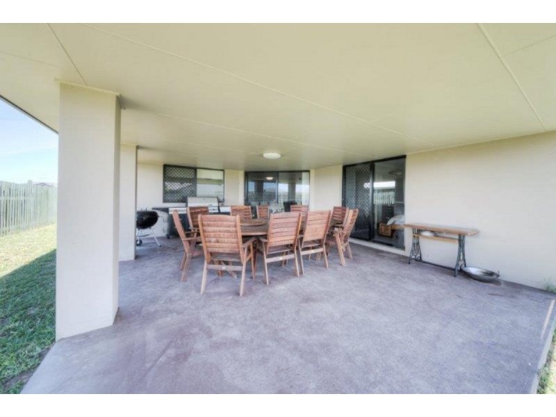 18 Timbers Beach Road, Zilzie QLD 4710