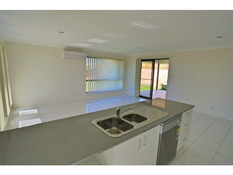 21 Falcon Crest, Emu Park QLD 4710