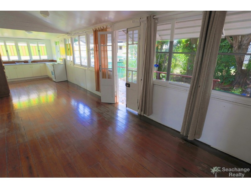 17 Emu Street, Emu Park QLD 4710