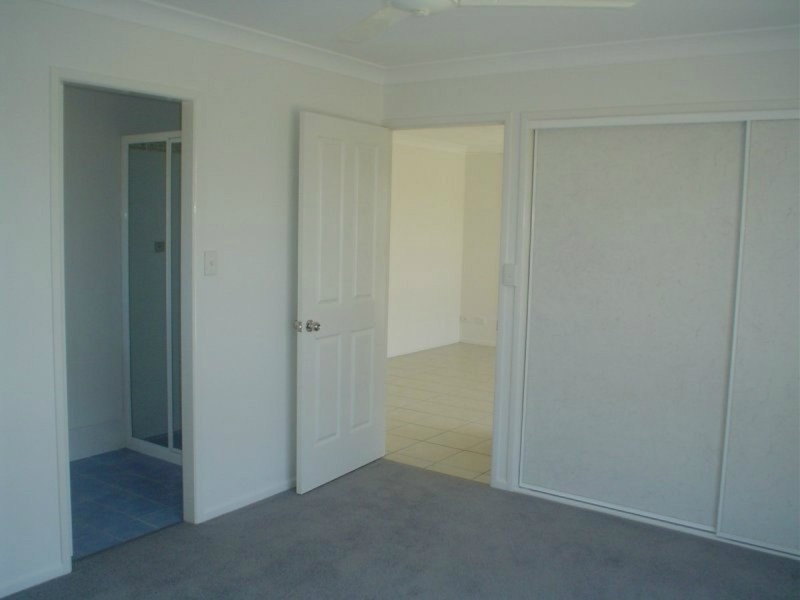 12 Nerita Avenue, Emu Park QLD 4710