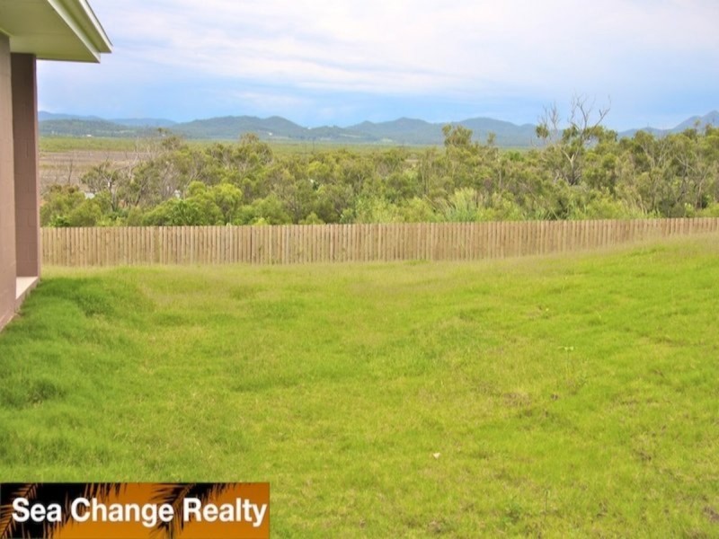 13 The Peak, Zilzie QLD 4710