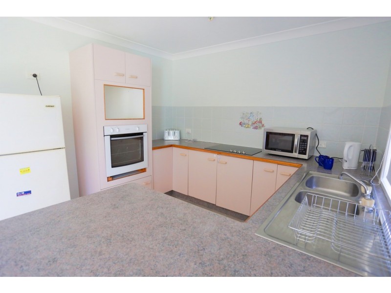 1 Singleton Street, Zilzie QLD 4710