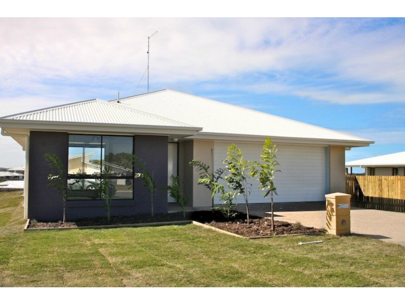 33 Falcon Crest, Emu Park QLD 4710