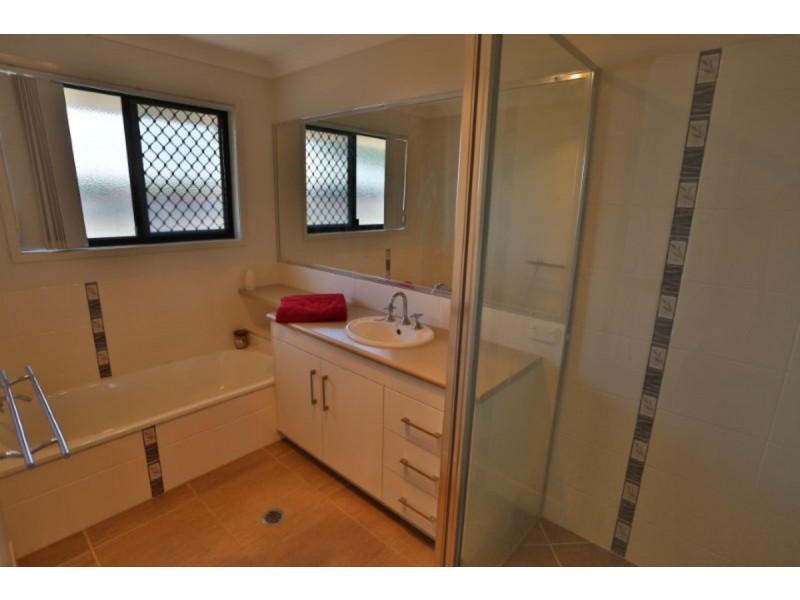 7 Spinnaker Drive, Mulambin QLD 4703