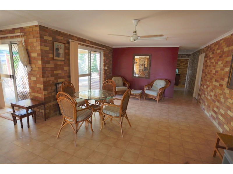 9-11 Singleton Street, Zilzie QLD 4710