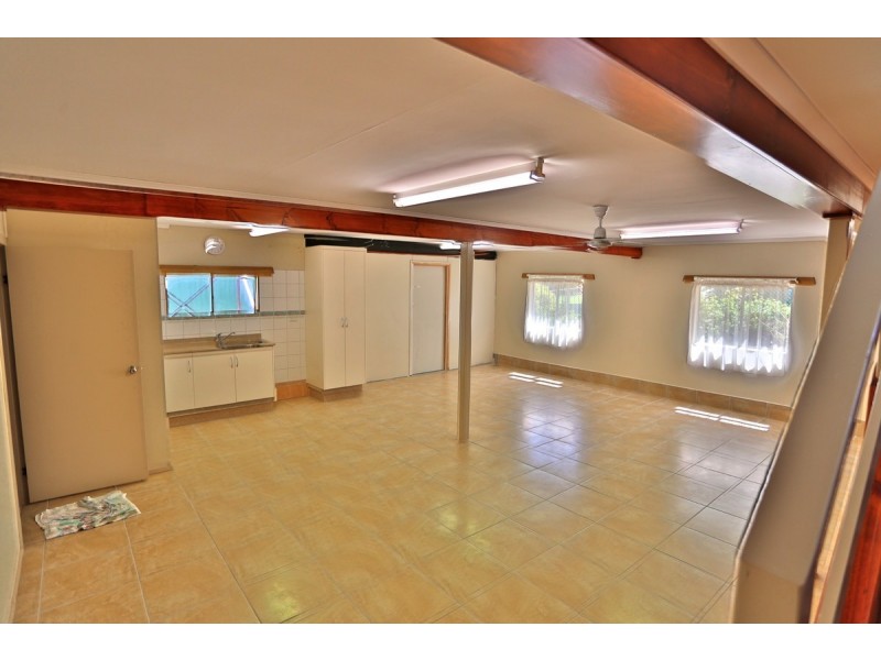 136 Schofield Parade, Keppel Sands QLD 4702