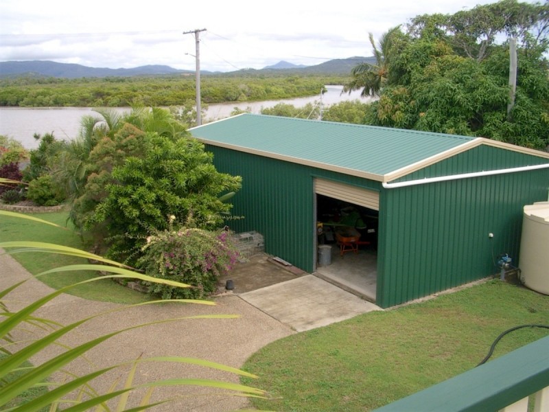 136 Schofield Parade, Keppel Sands QLD 4702