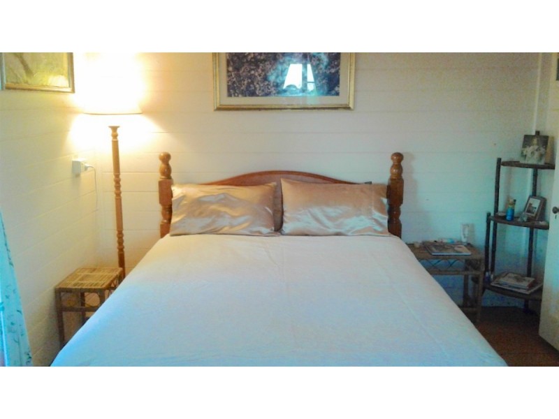 8 Archer Street, Emu Park QLD 4710