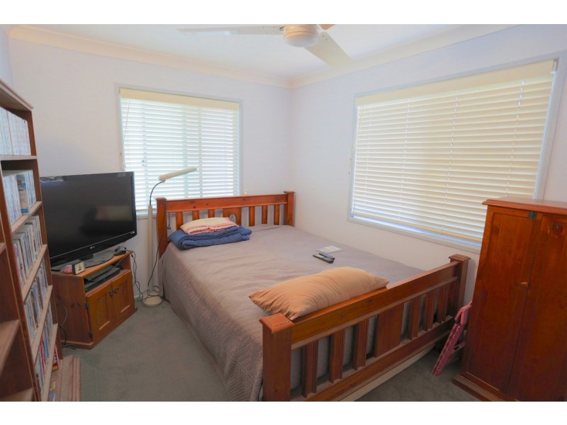 11 Evelyn Street, Zilzie QLD 4710