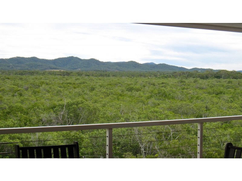 3 Carlo Corner, Keppel Sands QLD 4702