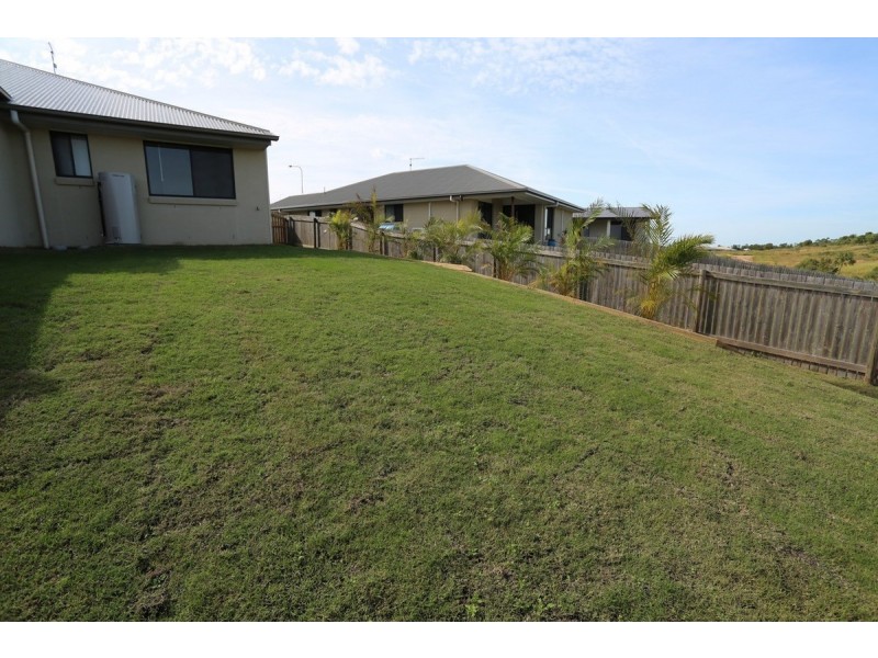 42B Falcon Crest, Zilzie QLD 4710