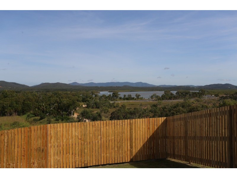 42B Falcon Crest, Zilzie QLD 4710